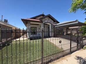 Building Photo - 10418 Carter Scott Pl