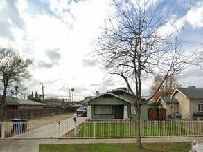 Building Photo - 810 S Archie Ave