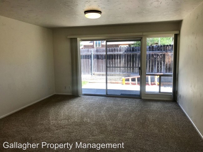 Building Photo - 898 Concha Loma Dr