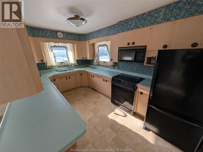 Building Photo - 27 WILLIAM