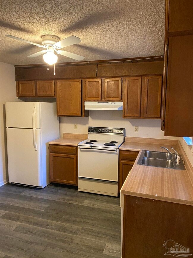 Building Photo - 5097 Yacht Harbor Cir