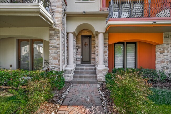 Foto del edificio - 14538 San Pietro Dr