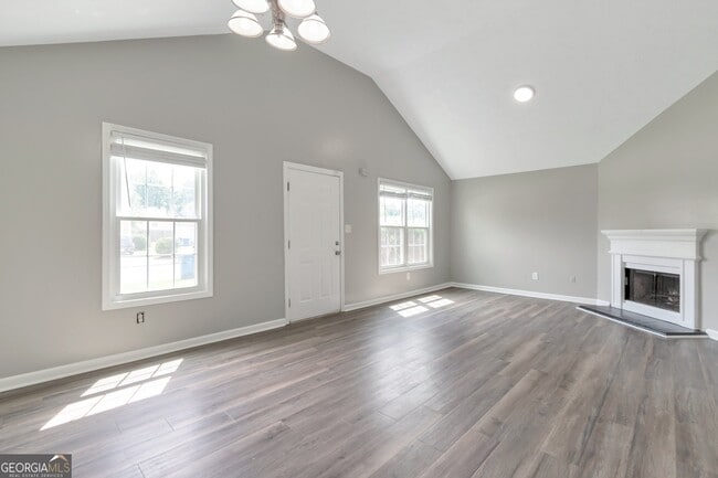 Building Photo - 2022 Patterson Park Dr