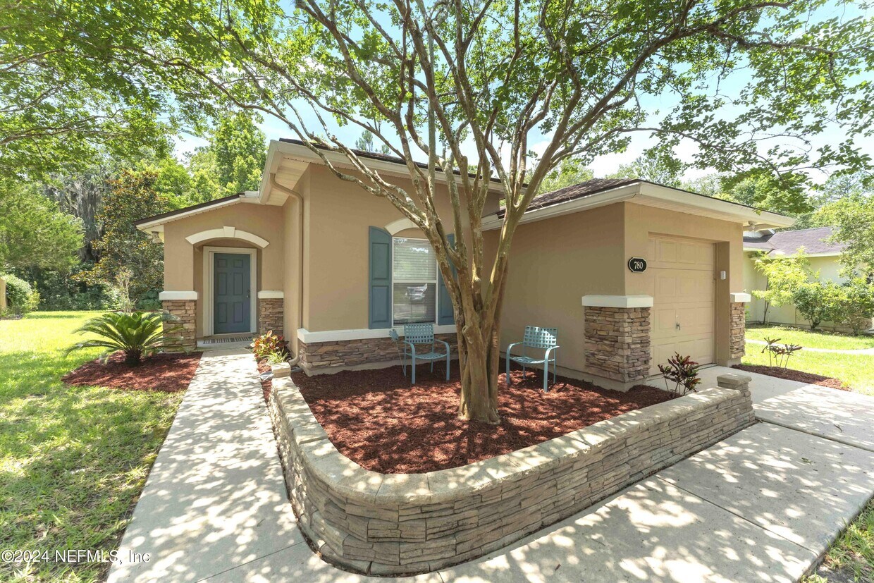 Foto principal - 780 Wynfield Cir