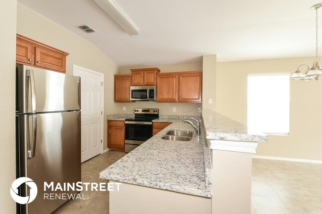 Foto del edificio - 6826 Loma Secca