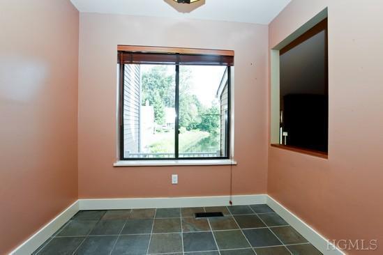 Building Photo - 33 Rambling Brook Rd