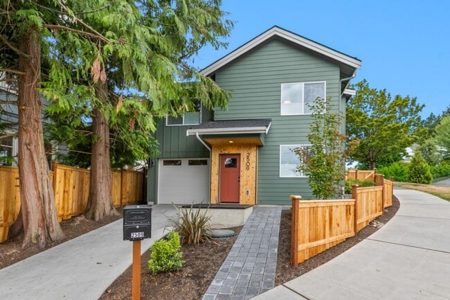 2bd/1.75ba Seattle Home - 2bd/1.75ba Seattle Home