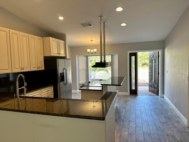 Foto del edificio - 473 Flamingo Blvd