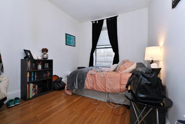 Foto del edificio - 868 Huntington Ave