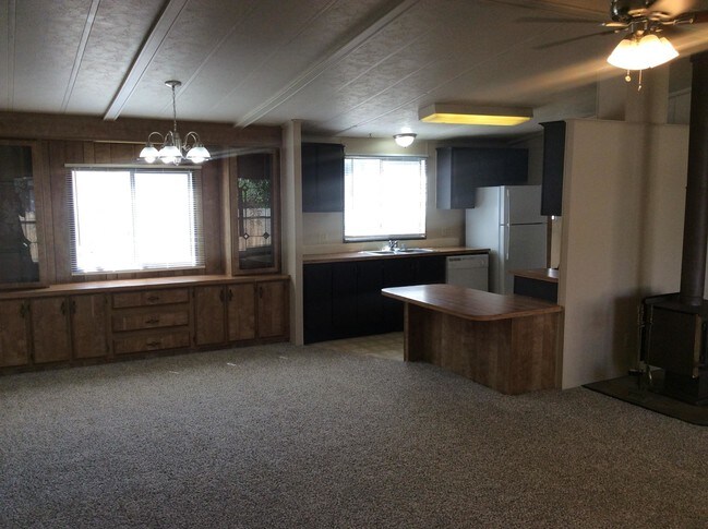 Foto del edificio - 8532 Brook St