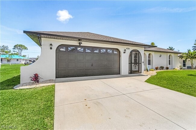 Foto del edificio - 428 SW 37th St