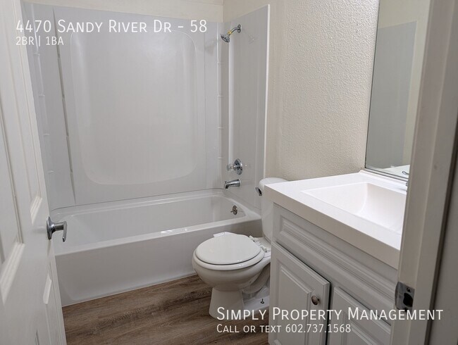 Foto del edificio - 4470 Sandy River Dr