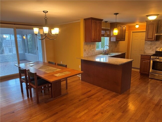 Building Photo - 20 Wild Berry Dr