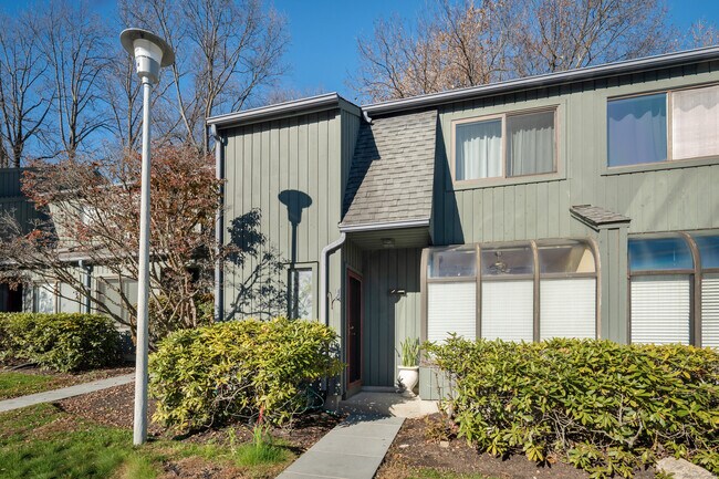 Foto del edificio - 123 Old Belden Hill Rd