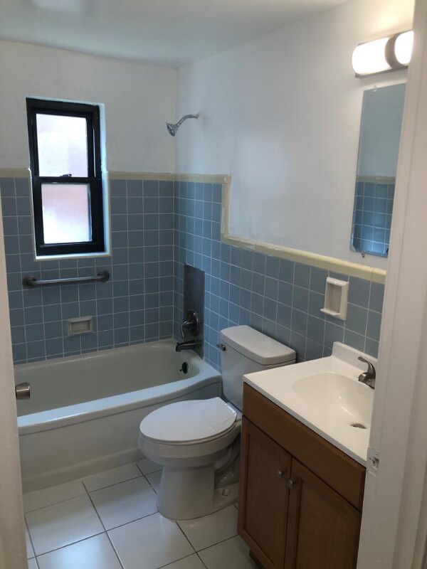 Foto del edificio - 2716 Anderson Ferry Rd