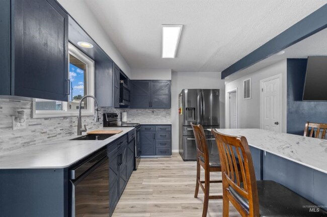 Foto del edificio - 2047 10th Ave