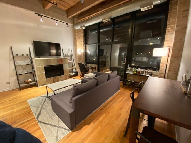 Foto del edificio - 215 N Aberdeen St