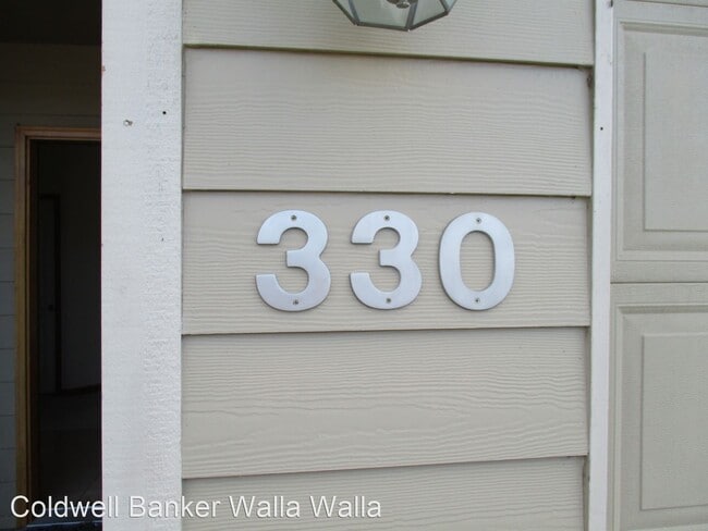 Building Photo - 3 br, 2 bath House - 330 Kathleen Place