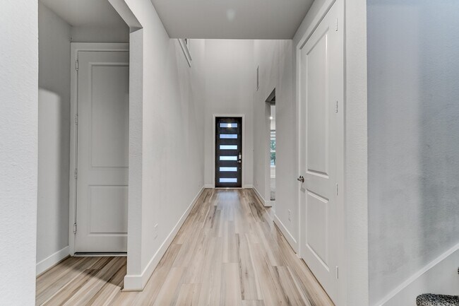 Foto del edificio - 9522 Rialto Creek Dr