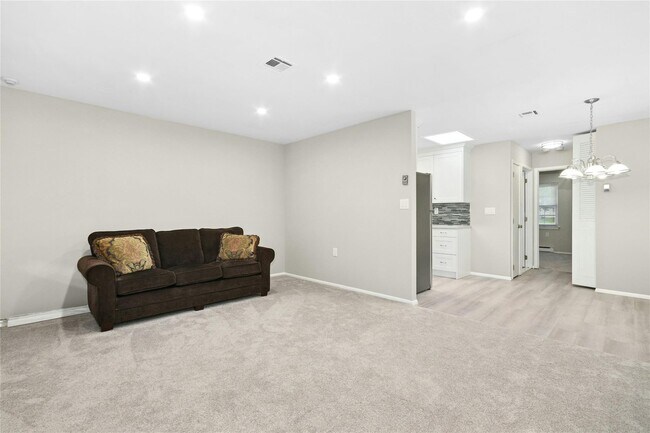 Foto del edificio - 266 Berwick Ct