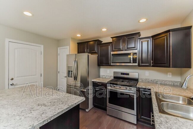 Foto del edificio - 6039 Meadowbank Ln