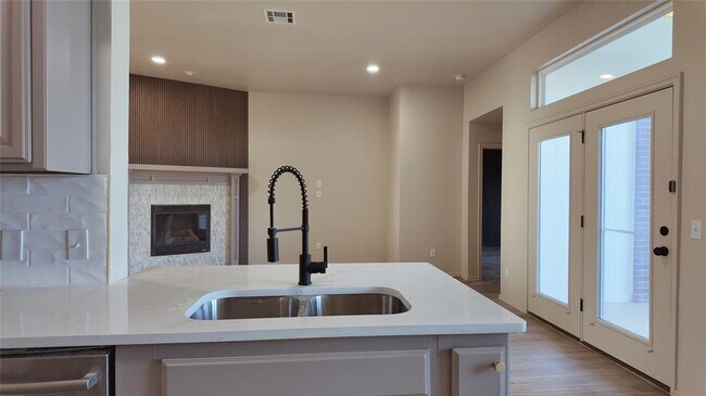 Foto del edificio - 3209 Grant Rd