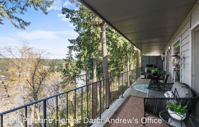 Foto del edificio - 3 br, 2 bath House - 200 Burnham Rd #311