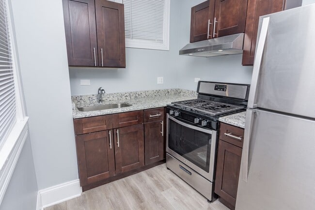 Building Photo - 7754 S Muskegon Ave