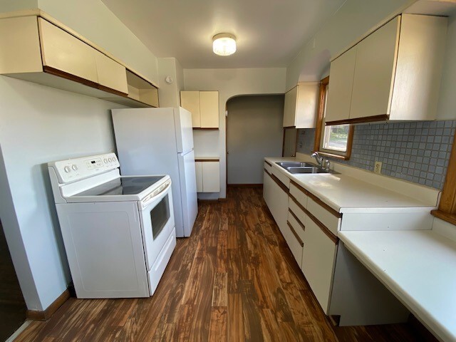 Building Photo - 2796 Springfield Lake Dr