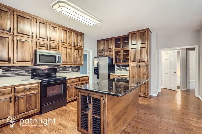 Foto del edificio - 115 Creekside Trail