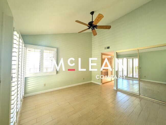 Foto del edificio - 2 Bedroom 2 Bathroom in South Palm Desert ...