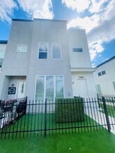 Building Photo - 21455 Merchants Way