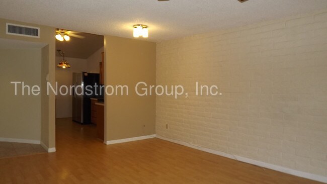 Building Photo - COLUMBUS/FT. LOWELL - 4304 E. Presidio Rd.