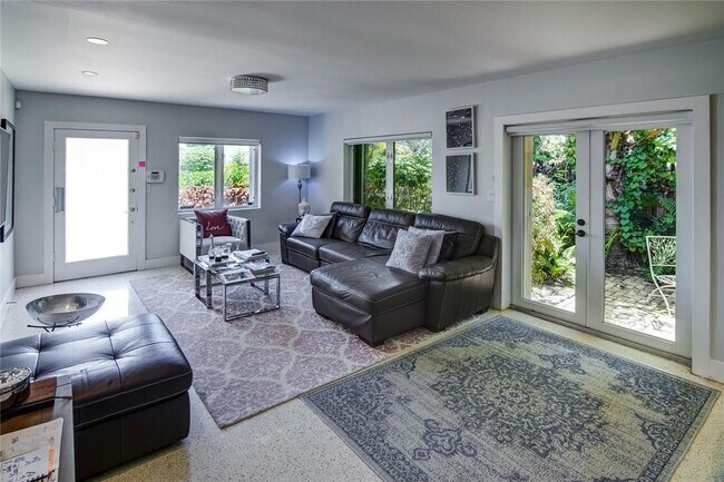 Foto del edificio - 1225 NE 4th St