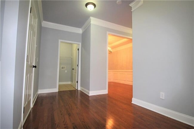 Building Photo - 3261 Bluejay Ln