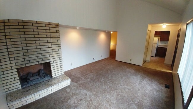 Building Photo - 2170mc