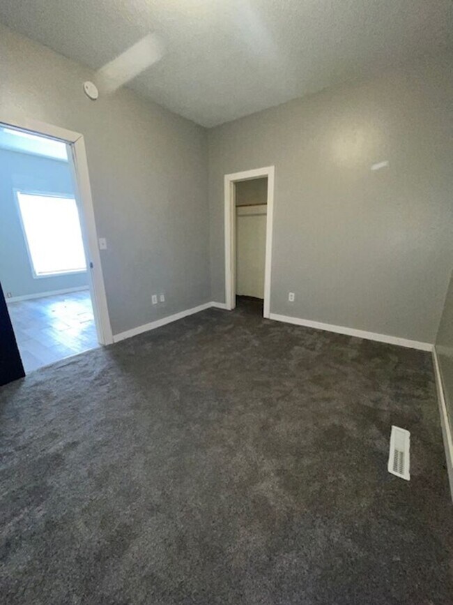 Foto del edificio - Coming Soon!