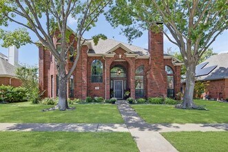 Building Photo - 659 Allen Rd