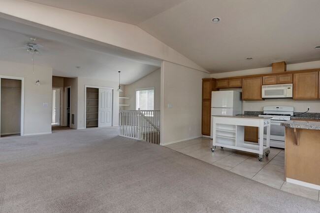 Building Photo - Spacious 2+ Bedroom Home on Corner Lot in ...