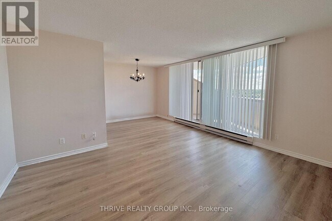Building Photo - 1105 Jalna Blvd