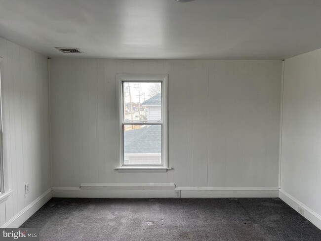 Building Photo - 3552 Lincoln Hwy