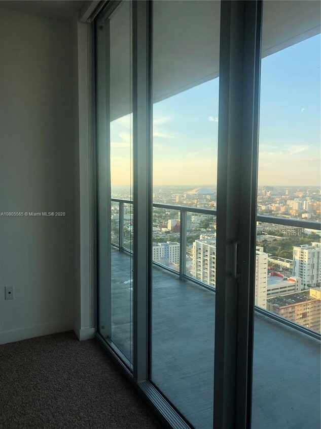 Photo - 1111 Southwest 1st Avenue, Unit 4021