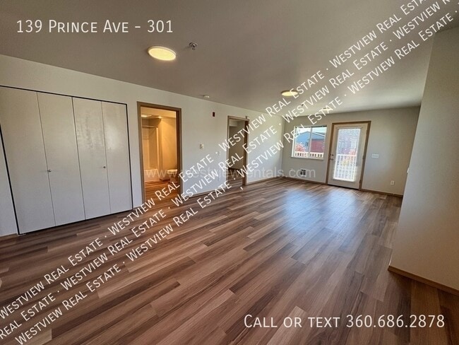 Foto del edificio - 139 Prince Ave