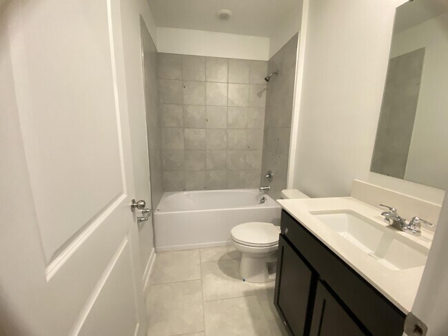 Foto del edificio - 3938 Willow Brook Drive