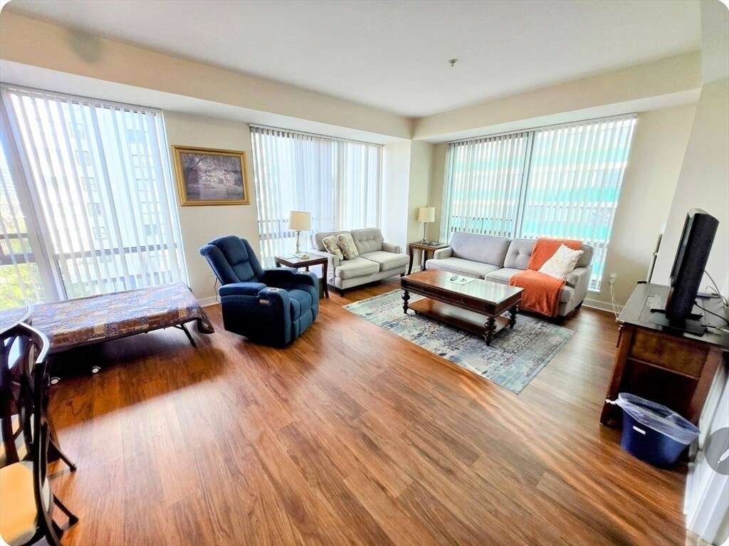 Foto del edificio - 175 Blossom St