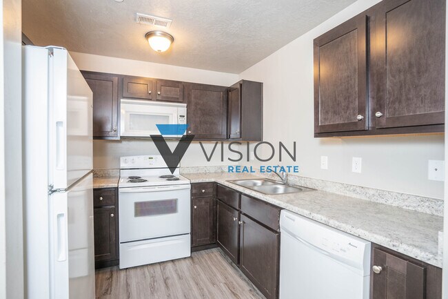 Foto del edificio - 1966 N Geneva Rd