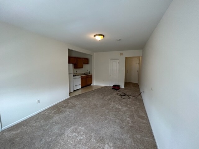 Kitchen - 7100 Frankford Ave