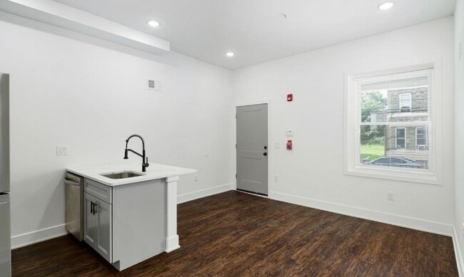 Building Photo - 3213 W Susquehanna Ave