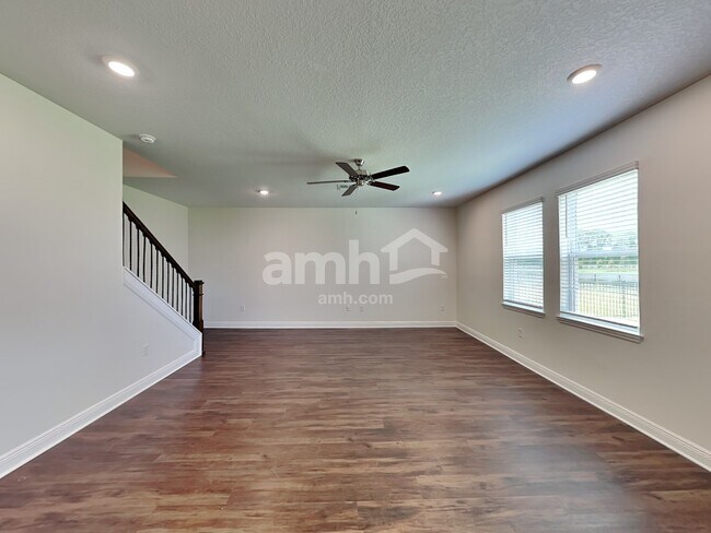 Foto del edificio - 14531 Cedar Ml Dr