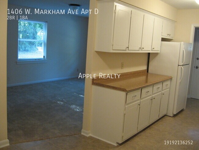 Foto del edificio - 1406 W Markham Ave Apt D - Available mid July